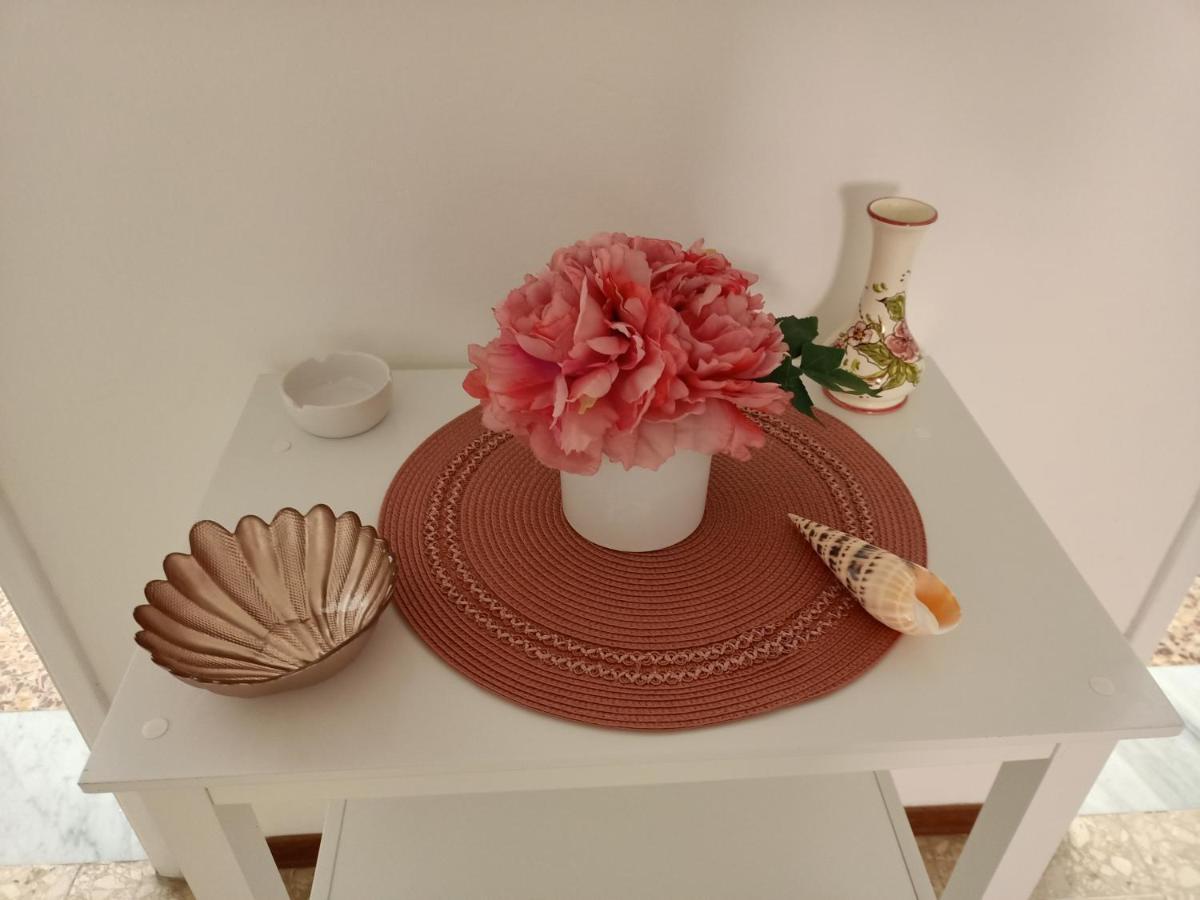 Casa Ilanfra - Appartamenti Gabbiano, Farfalla E Stella Marina ピオンビーノ エクステリア 写真