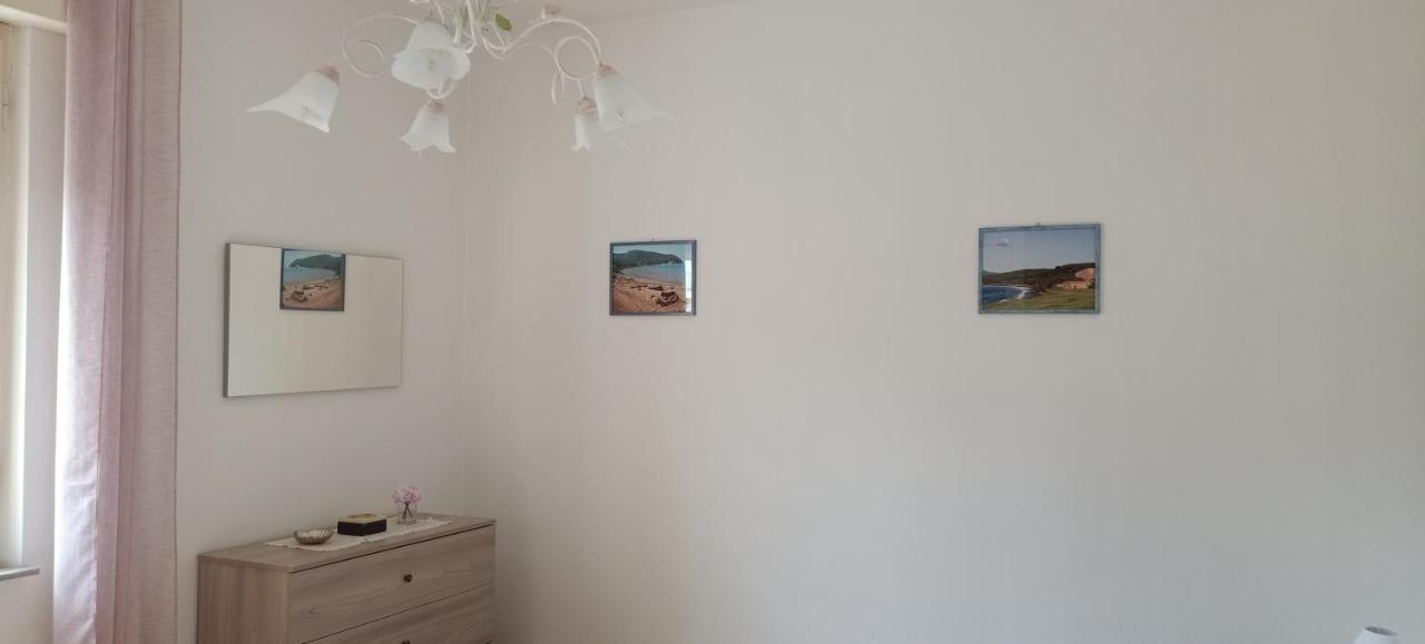 Casa Ilanfra - Appartamenti Gabbiano, Farfalla E Stella Marina ピオンビーノ エクステリア 写真